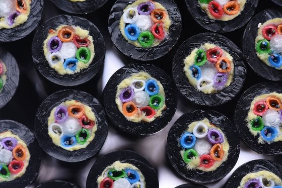 Ζεστή πώληση Καλώδιο οπτικών ινών 12 24 48 96 144