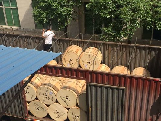 Υπαίθριο GYFXTY 2 4 καλώδιο οπτικών ινών 6 πυρήνων για τις τηλεπικοινωνίες