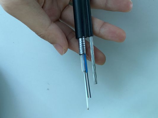 Η δύναμη GYTC8S χαλύβδινων συρμάτων λογαριάζει τη θήκη PE καλωδίων οπτικών ινών 8